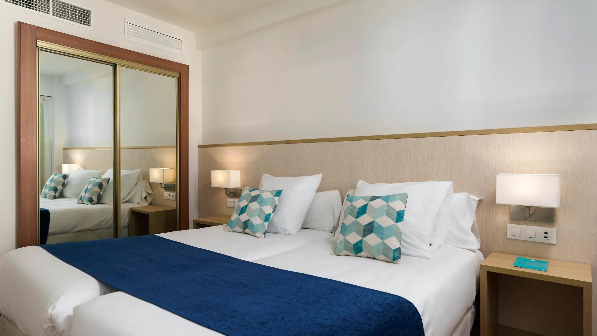 AluaSoul Costa Málaga - Adults recommended Hotel Torremolinos Spanyolország