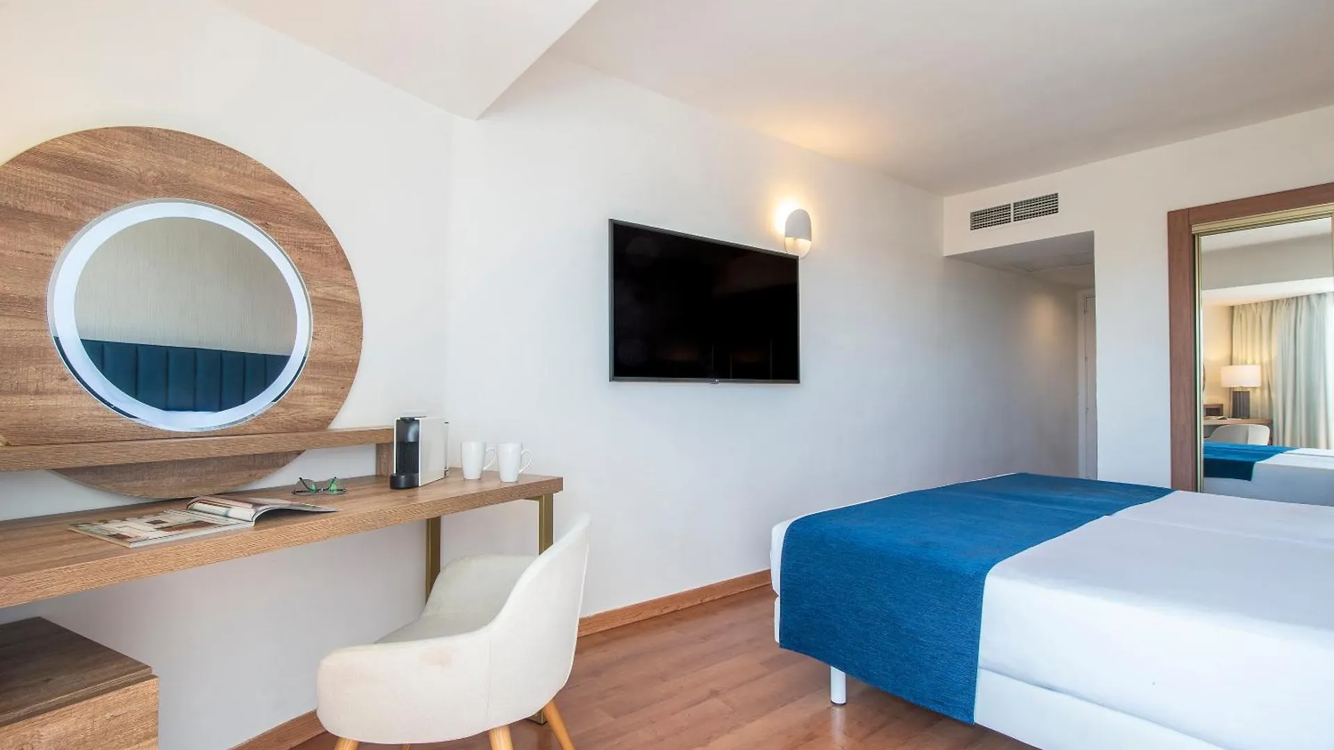 AluaSoul Costa Málaga - Adults recommended Hotel Torremolinos 4*,  Spanyolország